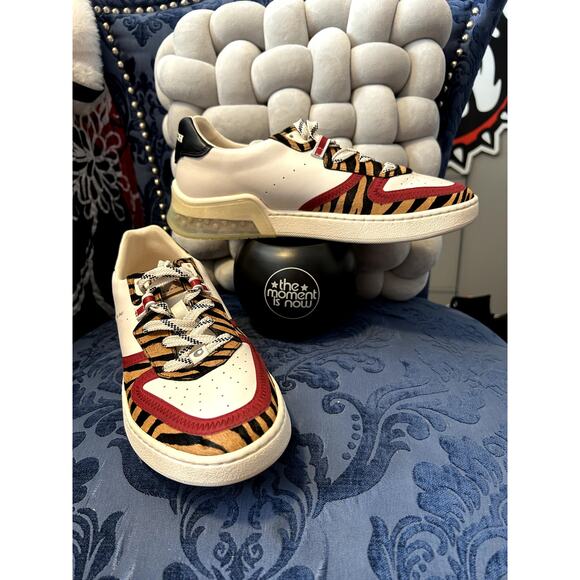 Coach Tiger Print White Sneakers size 9.5/EU40 - Picture 1 of 6